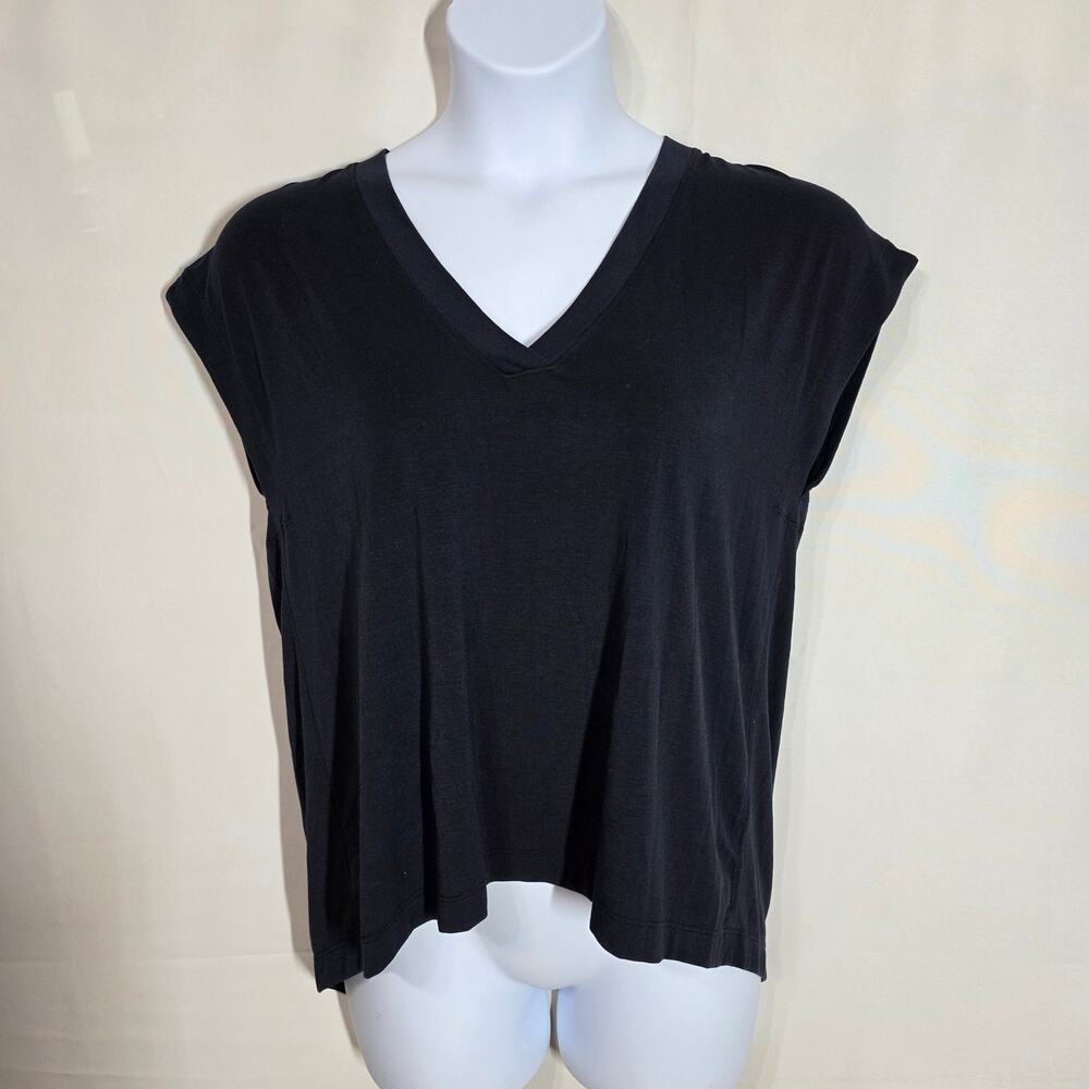 Athleta Black Momentum V-neck Open Back Tank Top Medium